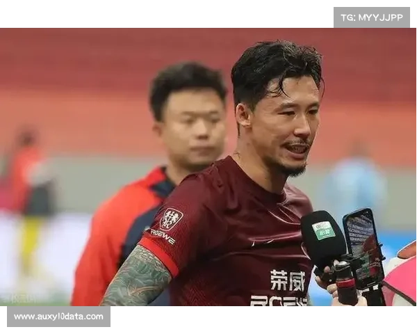 老将张琳芃三连冠后泪洒赛场，11冠诠释坚守价值